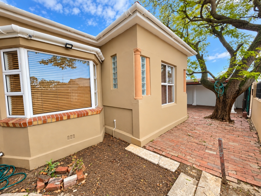 4 Bedroom Property for Sale in Ndabeni Western Cape
